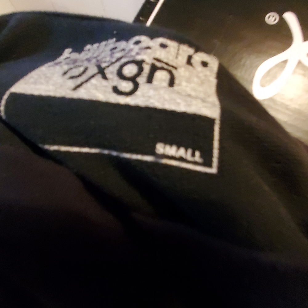 Sweatshirt - Picture 5 of 5